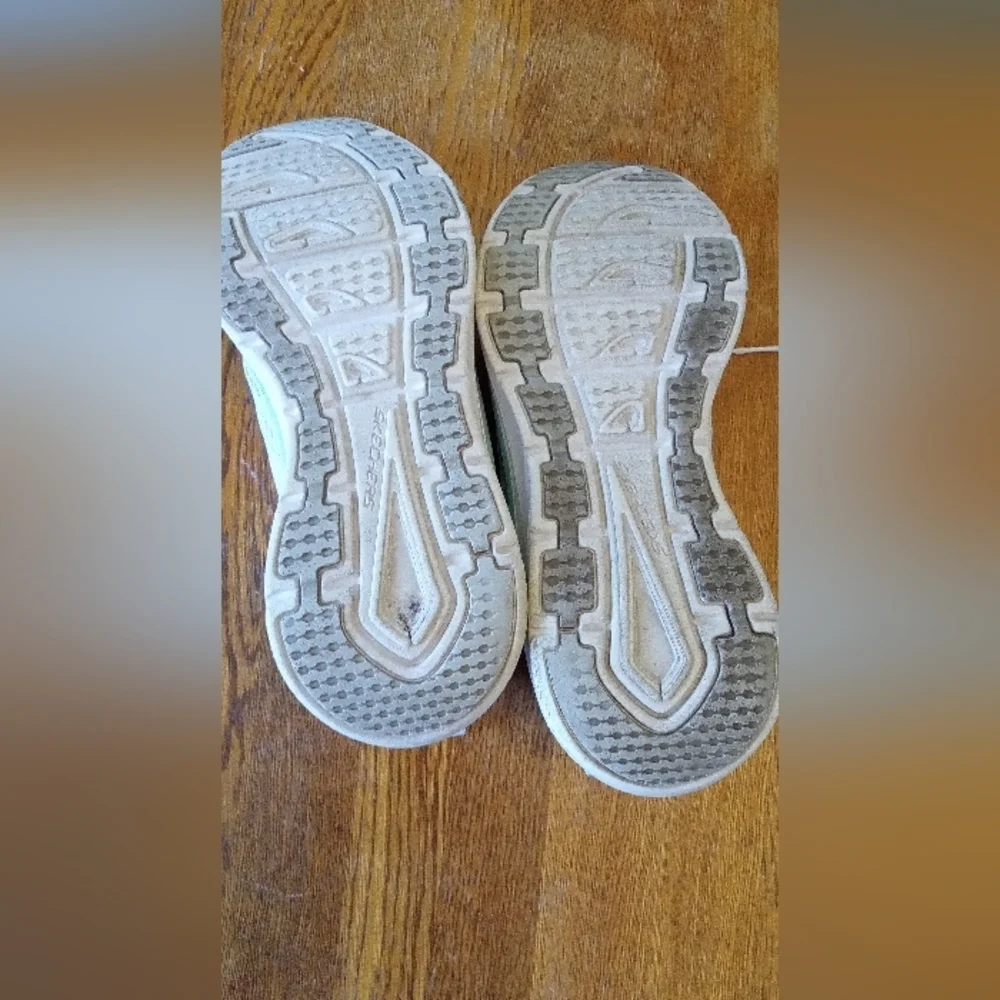 Skechers White and Green Athletic Shoes with Breathable Design